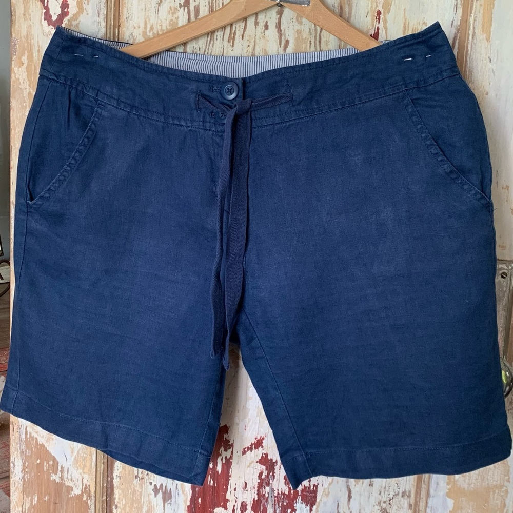 Willi Smith Linen navy shorts, size 8